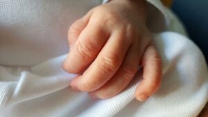 Mão de bebé